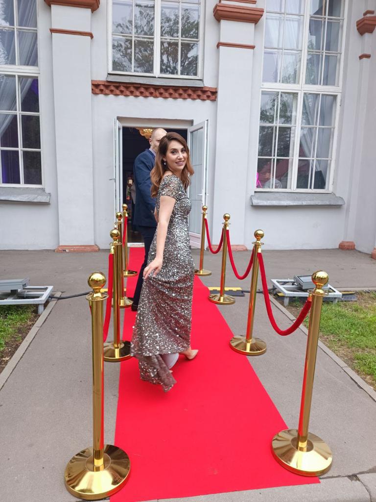 Платье на красную ковровую дорожку в аренду Москва