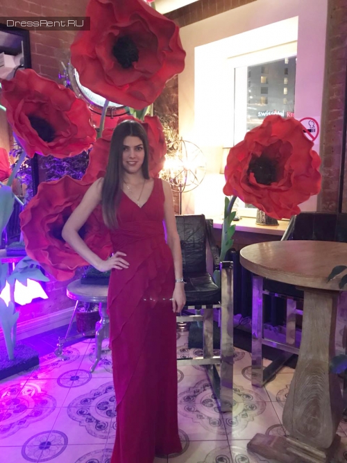 Красное вечернее платье для мероприятия в аренду