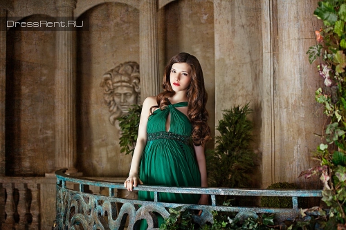 Зелёное платье Marc Bouwer на фотосессию для беременных в аренду