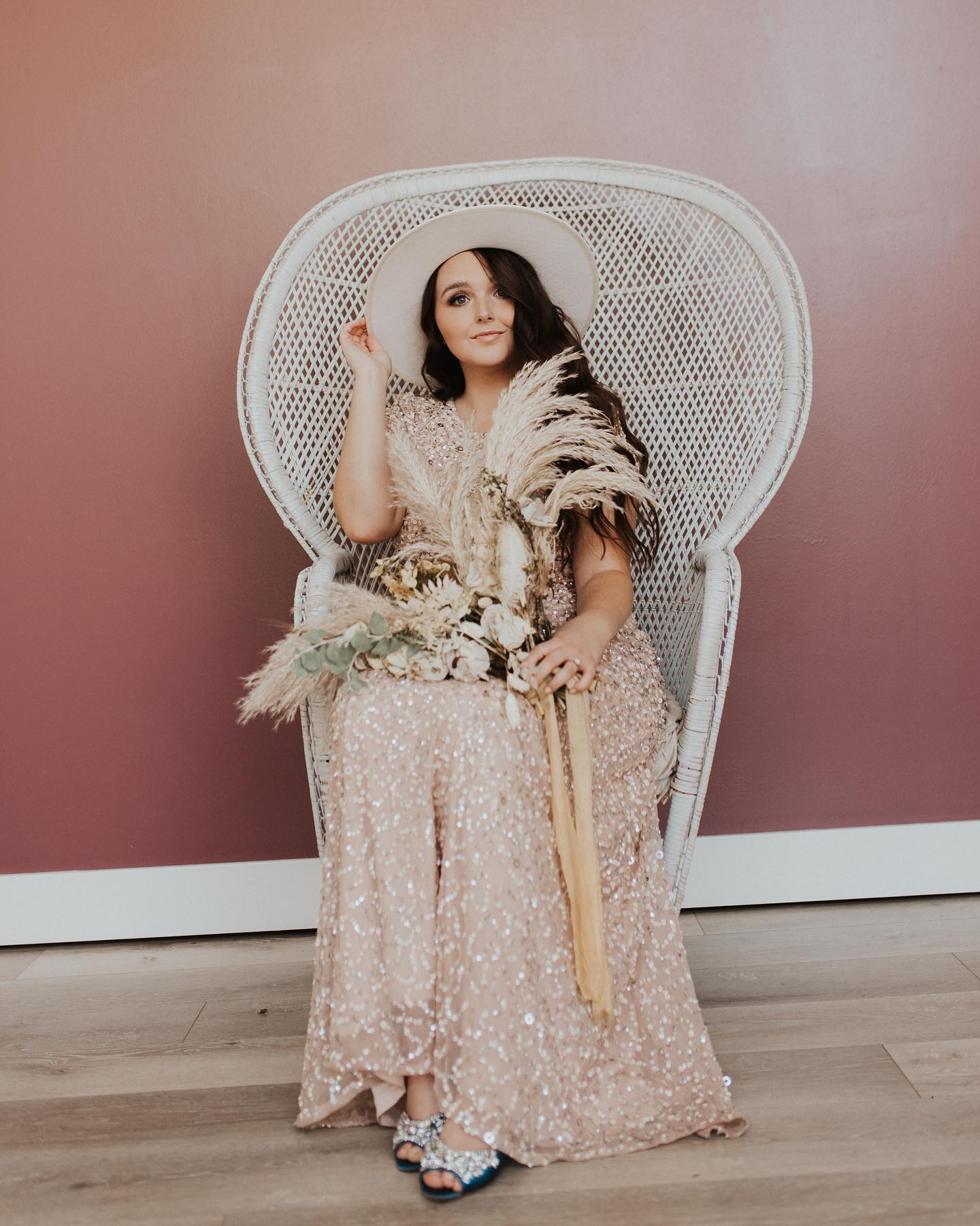 Платье пастельных оттенков на фотосессию Adrianna Papell